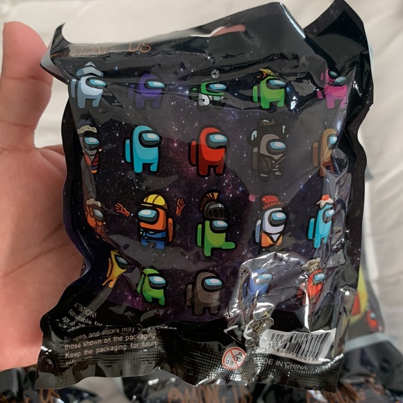 x3 Mystery Blind Surprise AMONG US LOT - Picture 3 of 3